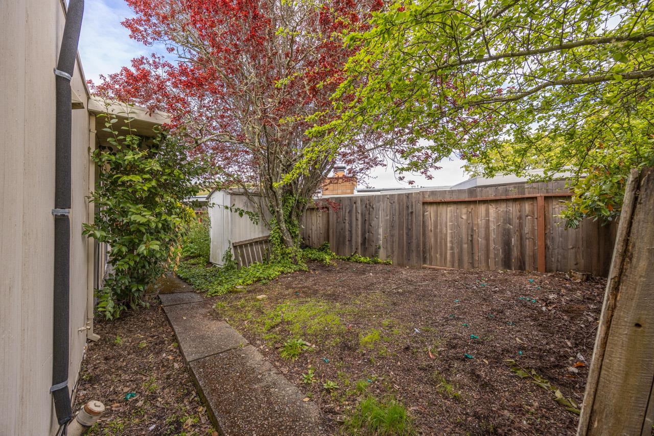 Detail Gallery Image 11 of 19 For 22 Anchorage Ct, San Rafael,  CA 94903 - 4 Beds | 2 Baths