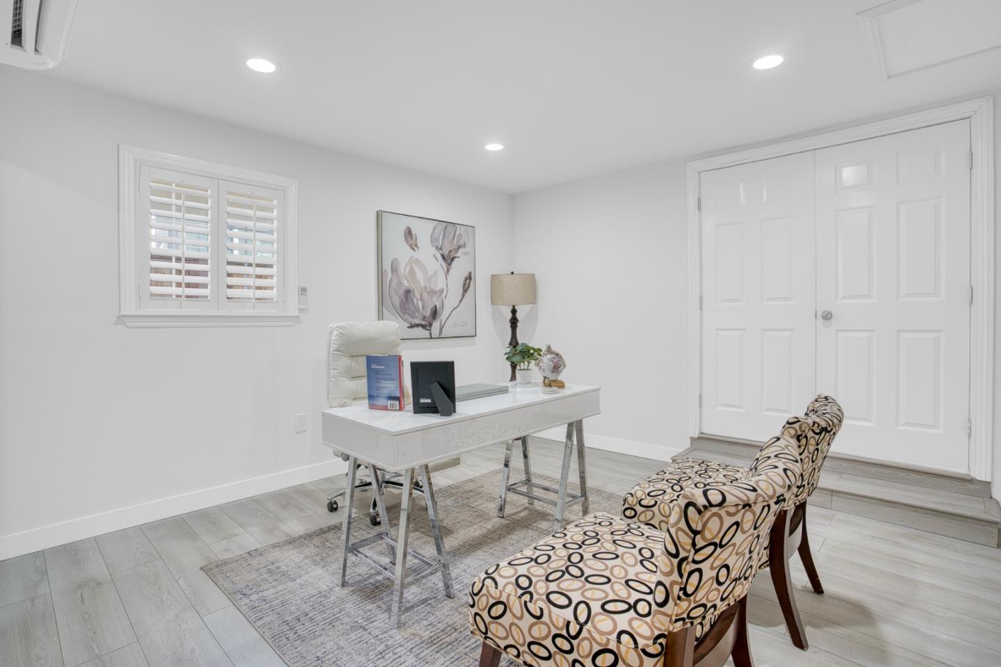 Detail Gallery Image 16 of 40 For 489 Hassinger Rd, San Jose,  CA 95111 - 5 Beds | 3 Baths