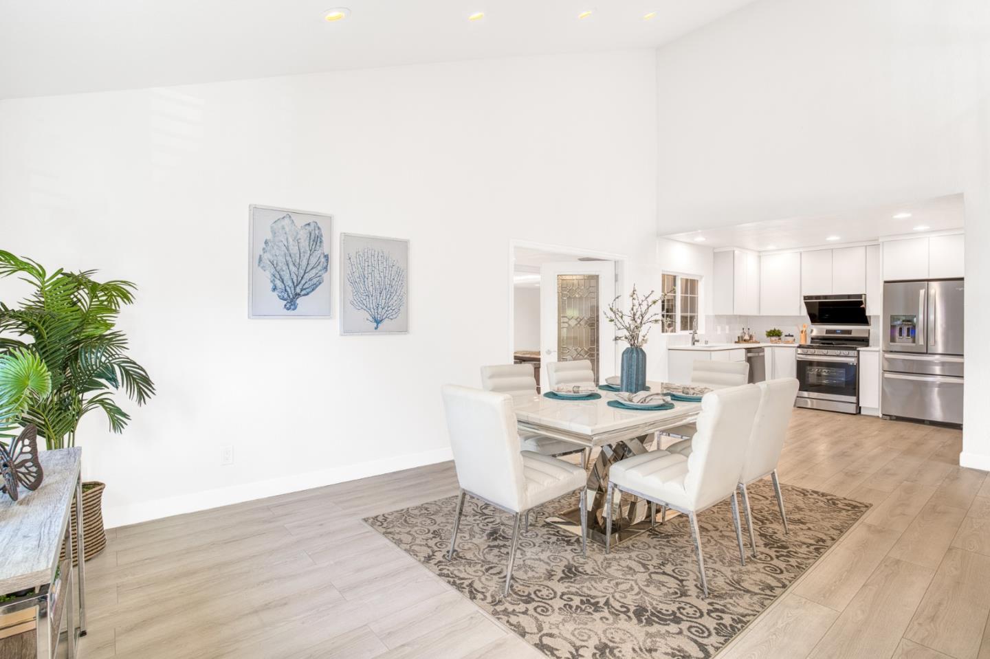 Detail Gallery Image 7 of 40 For 489 Hassinger Rd, San Jose,  CA 95111 - 5 Beds | 3 Baths