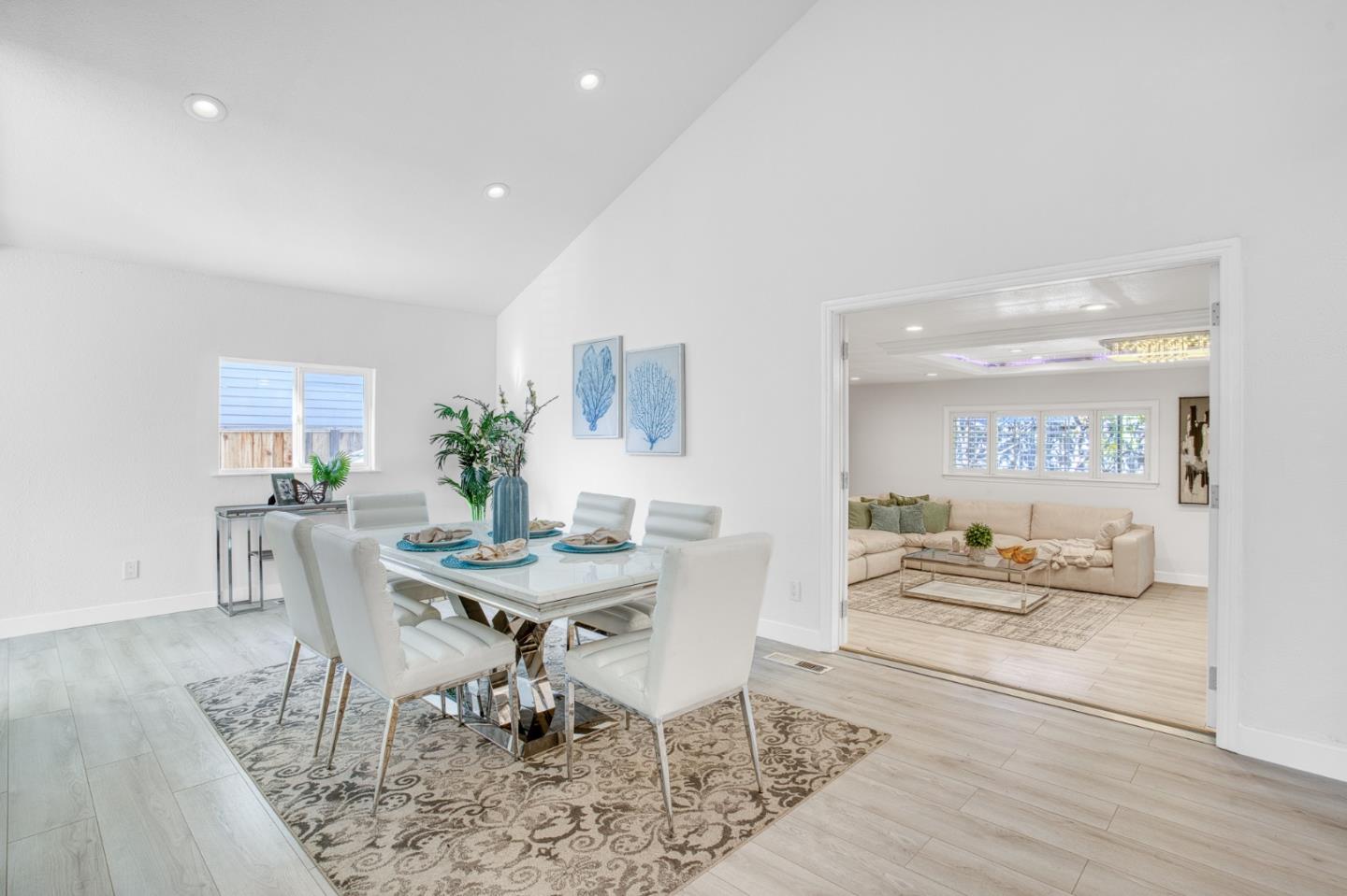 Detail Gallery Image 9 of 40 For 489 Hassinger Rd, San Jose,  CA 95111 - 5 Beds | 3 Baths