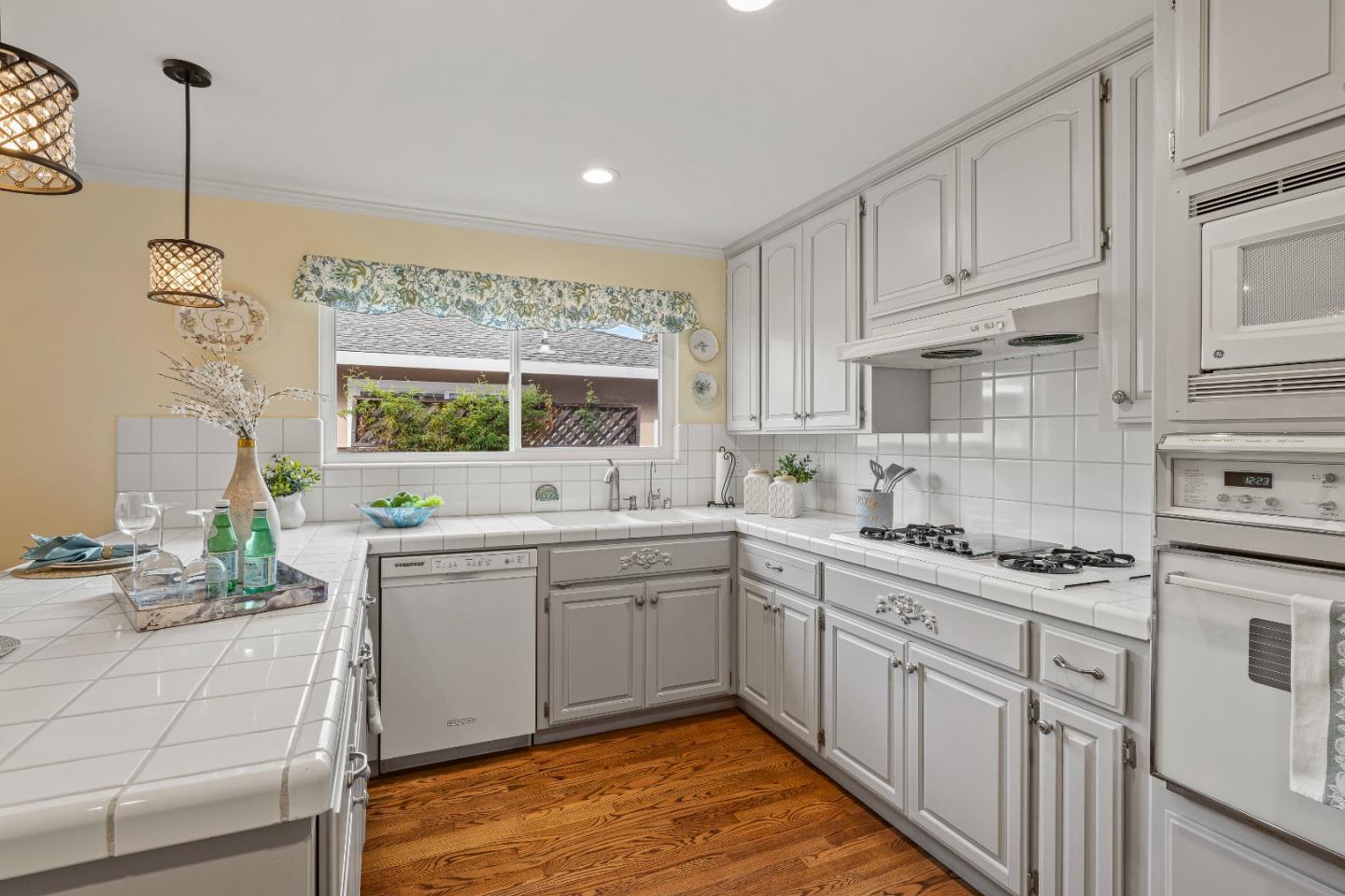 Detail Gallery Image 17 of 42 For 5347 Garwood Dr, San Jose,  CA 95118 - 3 Beds | 2 Baths