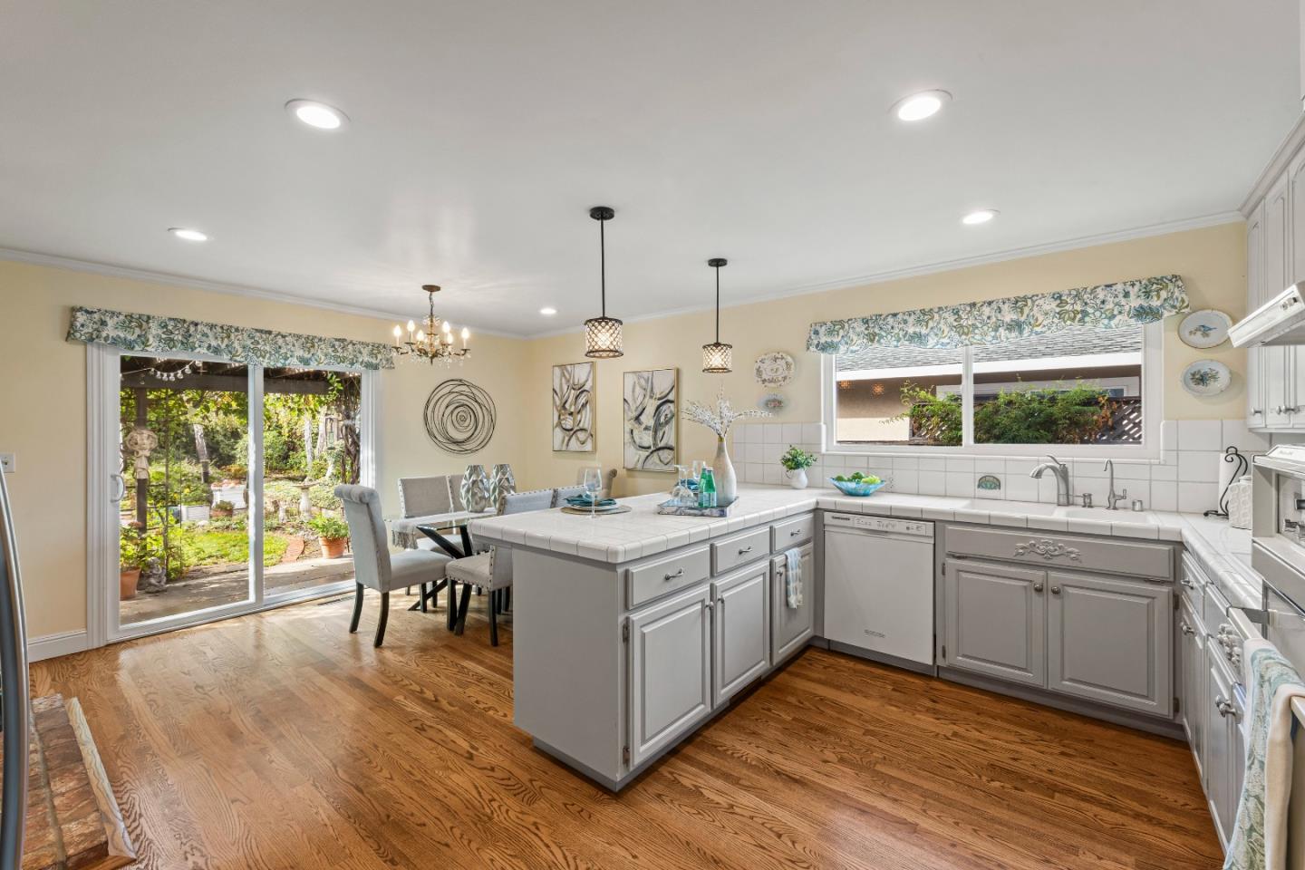 Detail Gallery Image 25 of 42 For 5347 Garwood Dr, San Jose,  CA 95118 - 3 Beds | 2 Baths