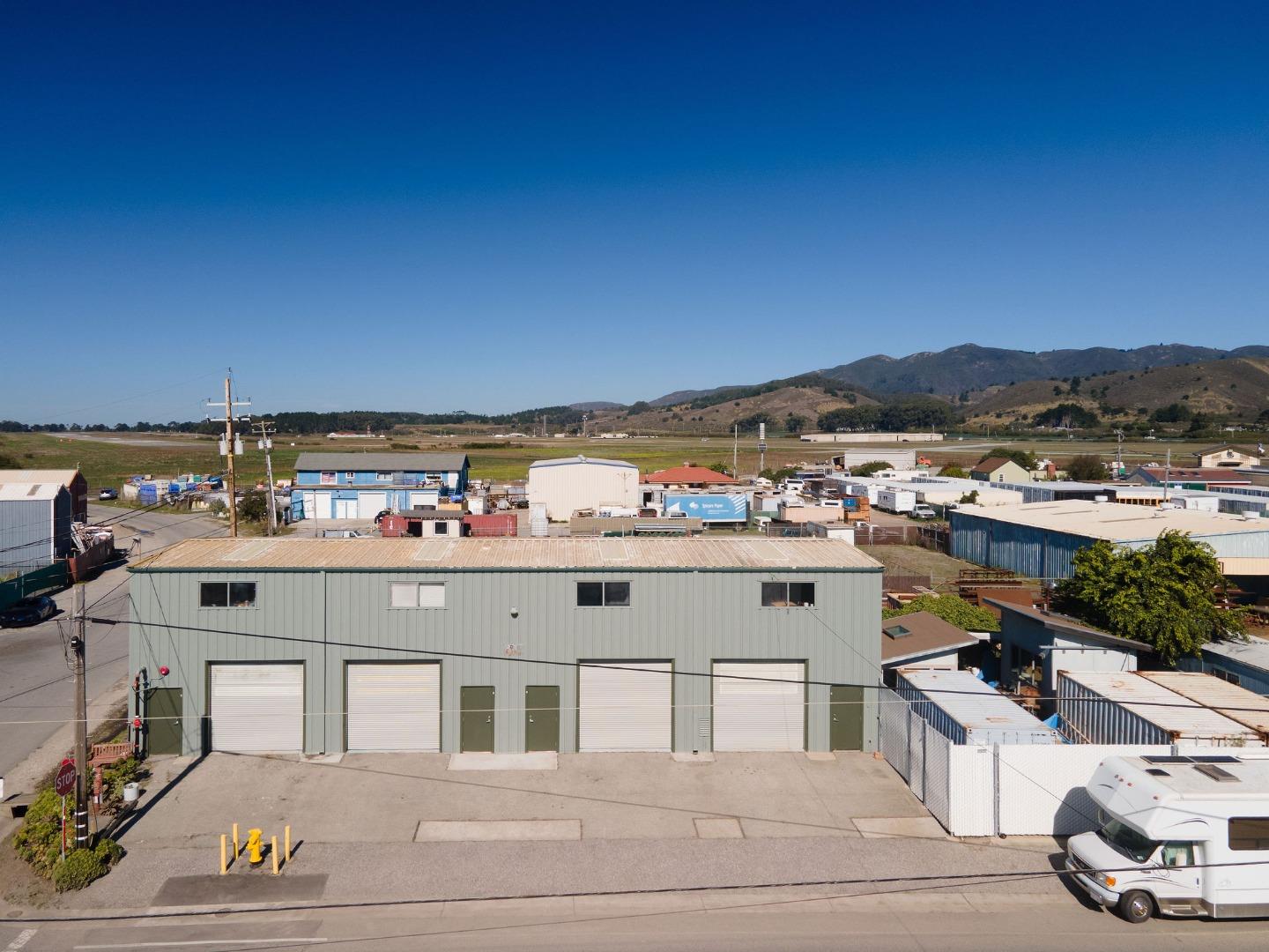 Detail Gallery Image 3 of 25 For 207 Harvard Ave, Half Moon Bay,  CA 94019 - – Beds | – Baths