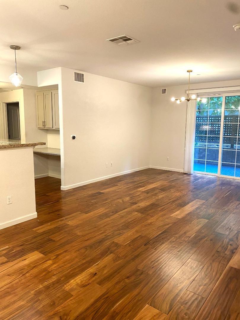 Detail Gallery Image 14 of 27 For 4388 El Camino Real #168,  Los Altos,  CA 94022 - 2 Beds | 2 Baths