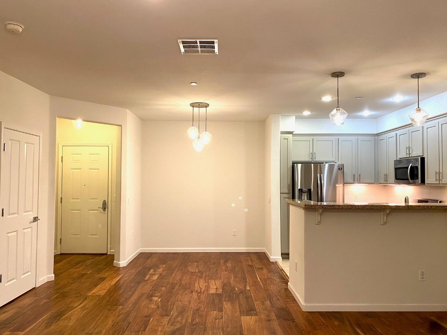 Detail Gallery Image 16 of 27 For 4388 El Camino Real #168,  Los Altos,  CA 94022 - 2 Beds | 2 Baths