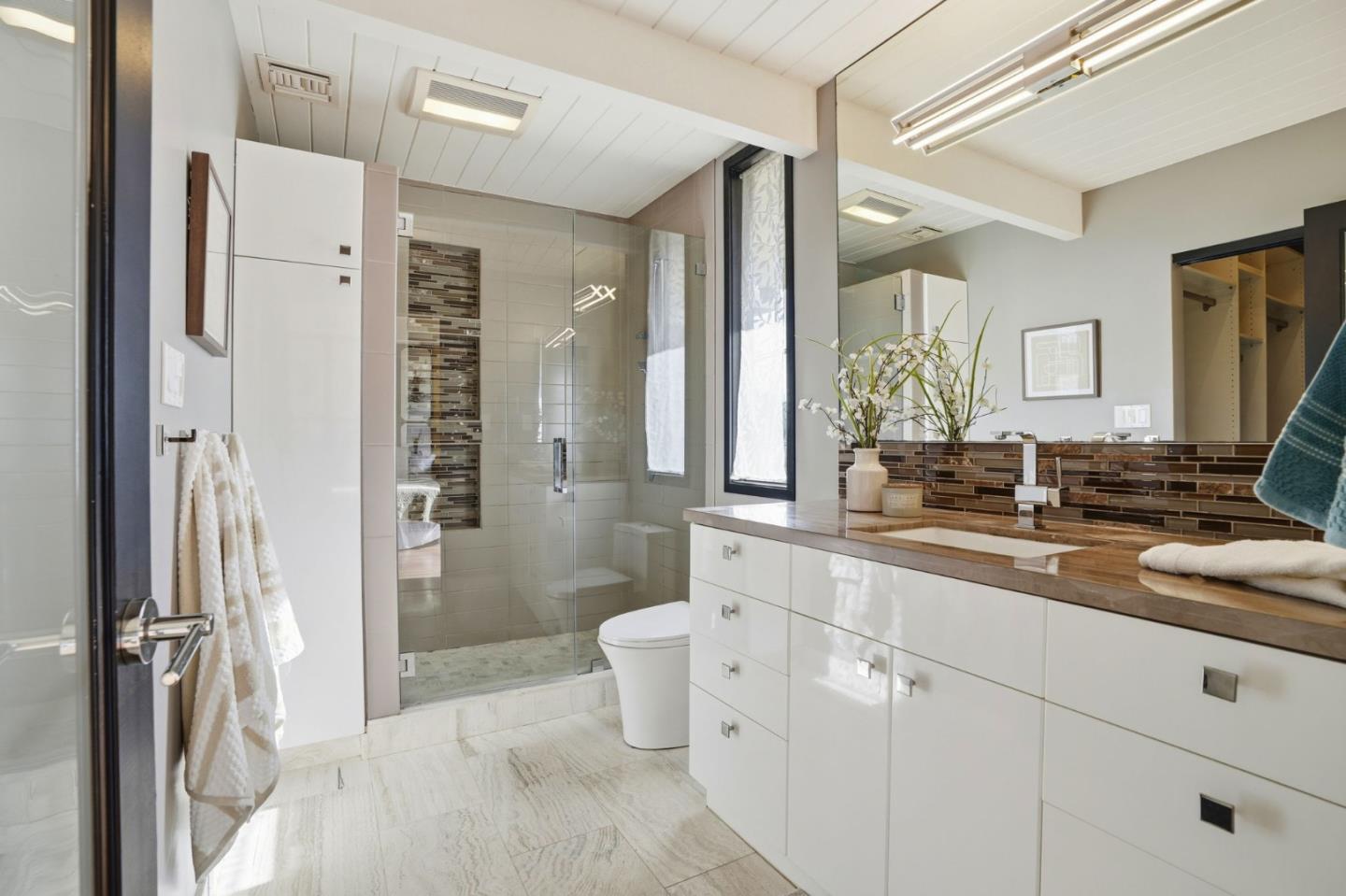 Detail Gallery Image 18 of 42 For 2219 Allegheny Way, San Mateo,  CA 94402 - 3 Beds | 2 Baths