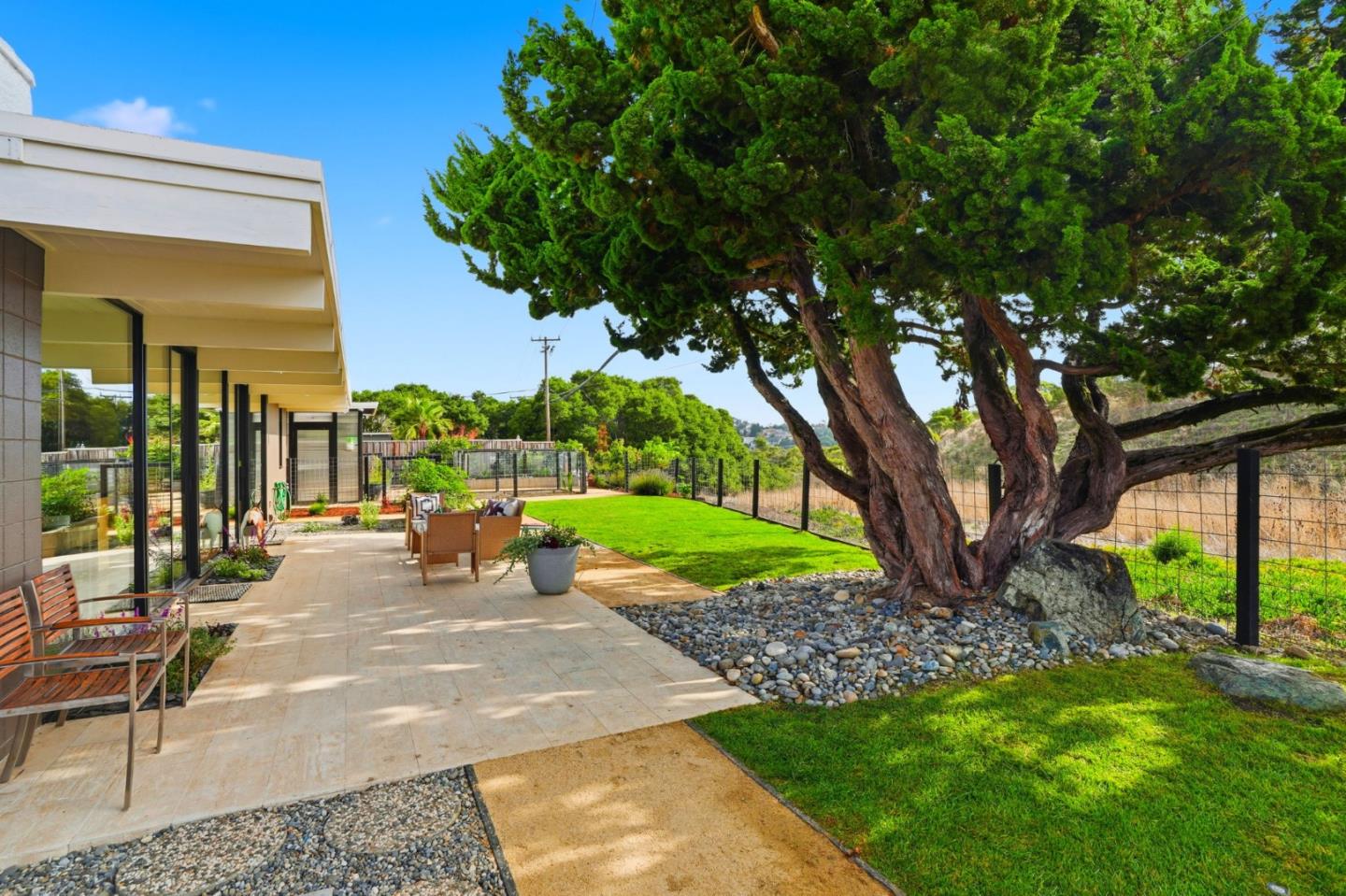 Detail Gallery Image 34 of 42 For 2219 Allegheny Way, San Mateo,  CA 94402 - 3 Beds | 2 Baths