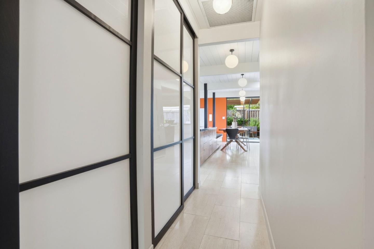 Detail Gallery Image 4 of 42 For 2219 Allegheny Way, San Mateo,  CA 94402 - 3 Beds | 2 Baths