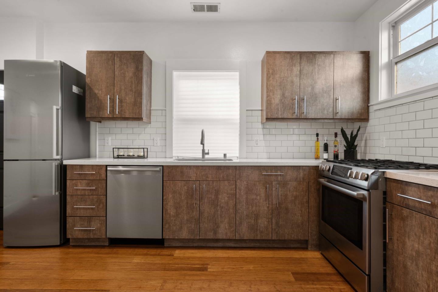 Detail Gallery Image 40 of 54 For 42 Farragut, San Francisco,  CA 94112 - 6 Beds | 4 Baths