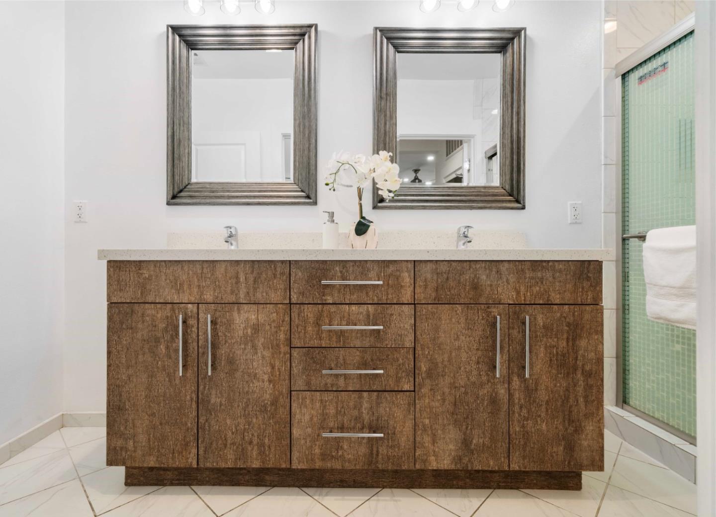 Detail Gallery Image 43 of 54 For 42 Farragut, San Francisco,  CA 94112 - 6 Beds | 4 Baths