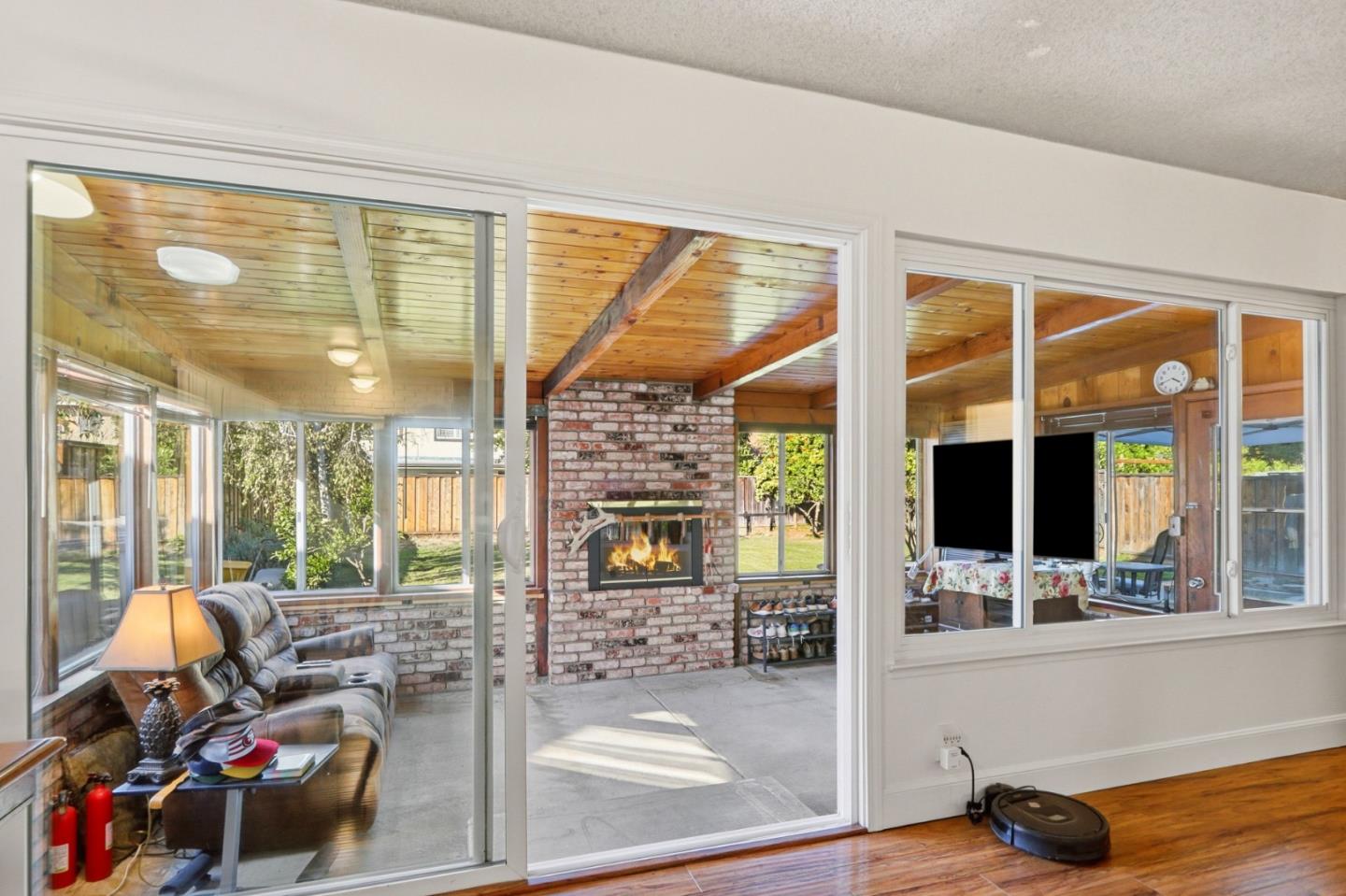 Detail Gallery Image 10 of 30 For 493 Crosslees Dr, San Jose,  CA 95111 - 5 Beds | 3/1 Baths