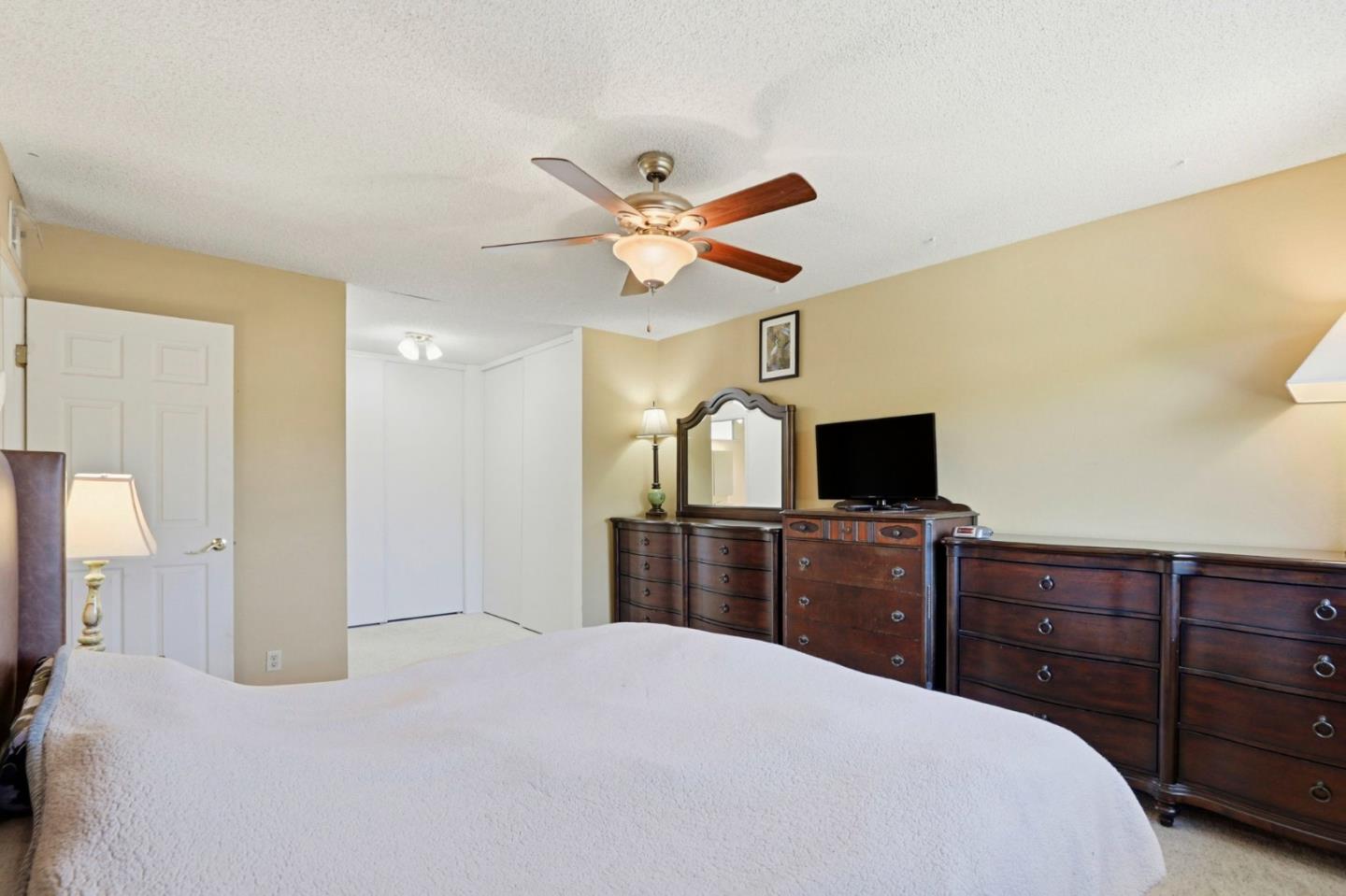 Detail Gallery Image 18 of 30 For 493 Crosslees Dr, San Jose,  CA 95111 - 5 Beds | 3/1 Baths