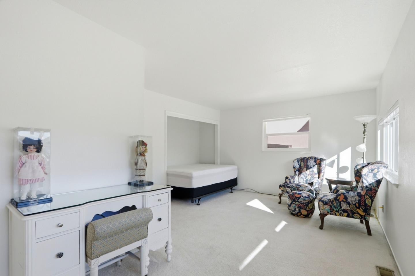 Detail Gallery Image 23 of 30 For 493 Crosslees Dr, San Jose,  CA 95111 - 5 Beds | 3/1 Baths