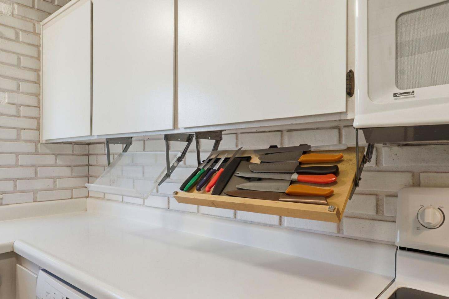 Detail Gallery Image 5 of 30 For 493 Crosslees Dr, San Jose,  CA 95111 - 5 Beds | 3/1 Baths