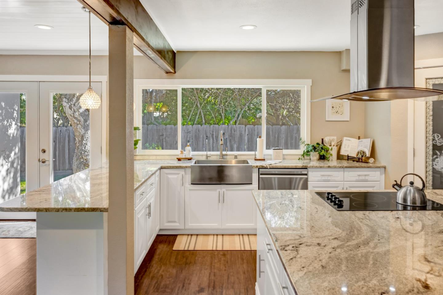 Detail Gallery Image 12 of 47 For 15410 Oak Hills Dr, Salinas,  CA 93907 - 4 Beds | 2 Baths