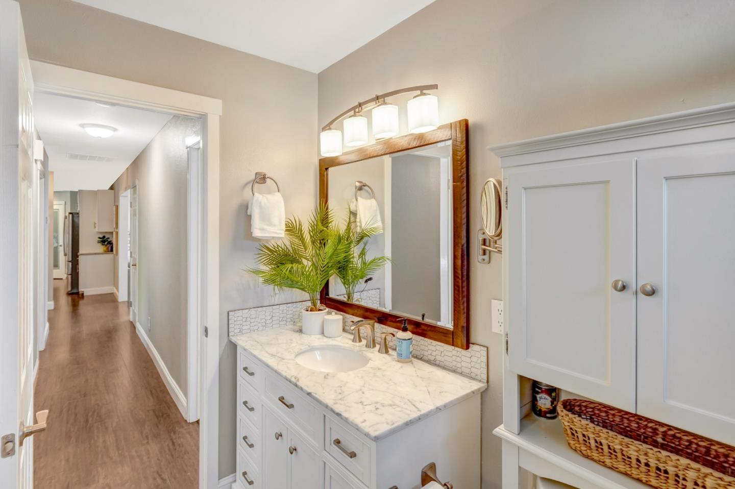 Detail Gallery Image 24 of 47 For 15410 Oak Hills Dr, Salinas,  CA 93907 - 4 Beds | 2 Baths