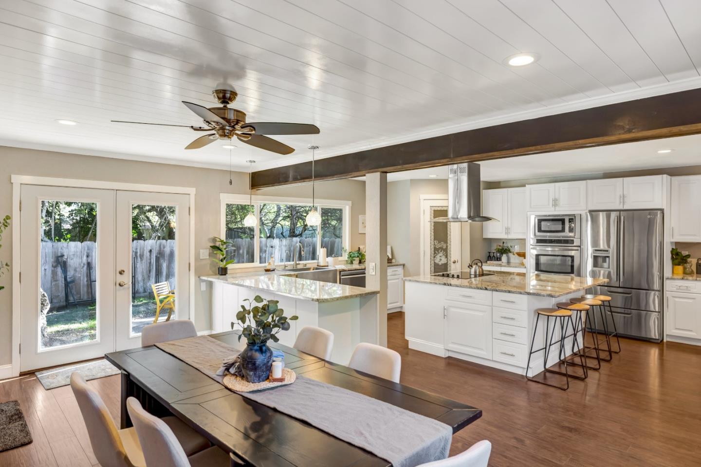 Detail Gallery Image 8 of 47 For 15410 Oak Hills Dr, Salinas,  CA 93907 - 4 Beds | 2 Baths