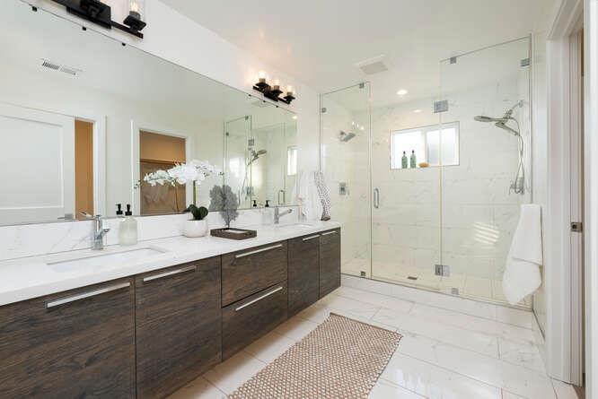 Detail Gallery Image 15 of 23 For 1640 Connecticut Dr, Redwood City,  CA 94061 - 3 Beds | 2 Baths