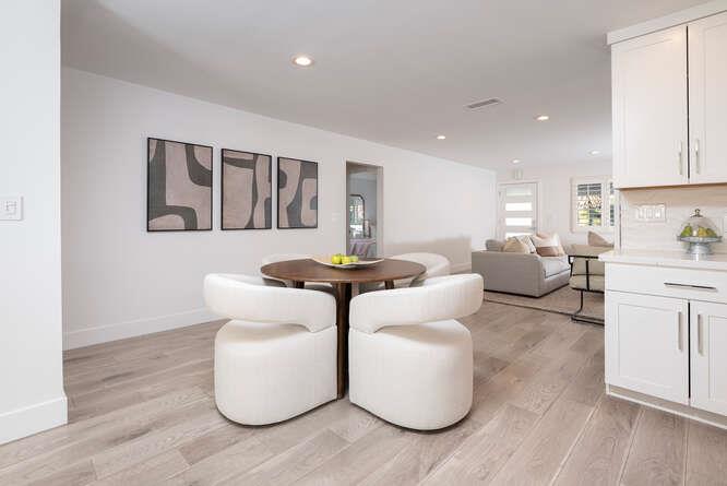 Detail Gallery Image 7 of 23 For 1640 Connecticut Dr, Redwood City,  CA 94061 - 3 Beds | 2 Baths