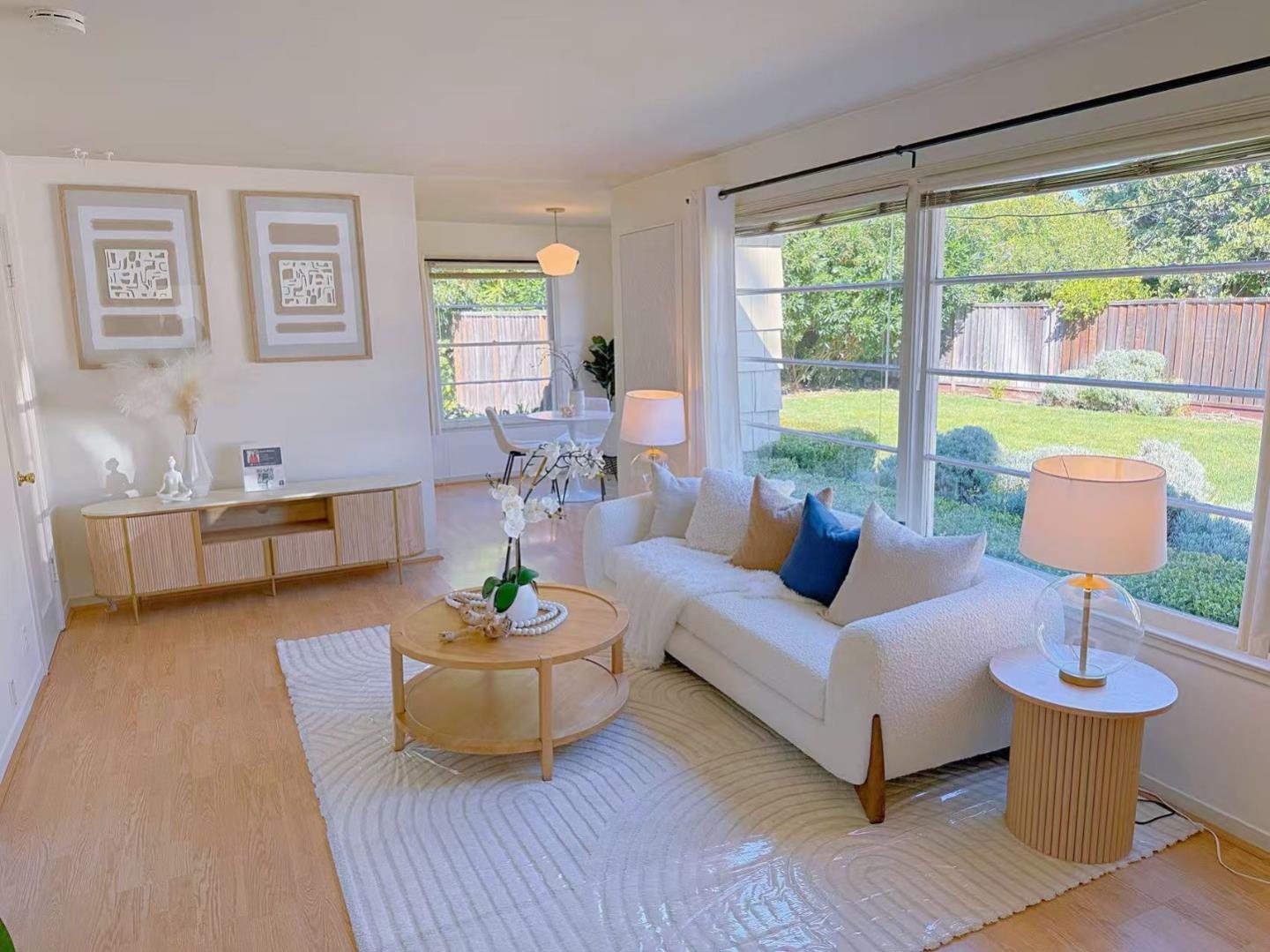 Detail Gallery Image 6 of 25 For 1031 Amarillo Ave, Palo Alto,  CA 94303 - 4 Beds | 2 Baths