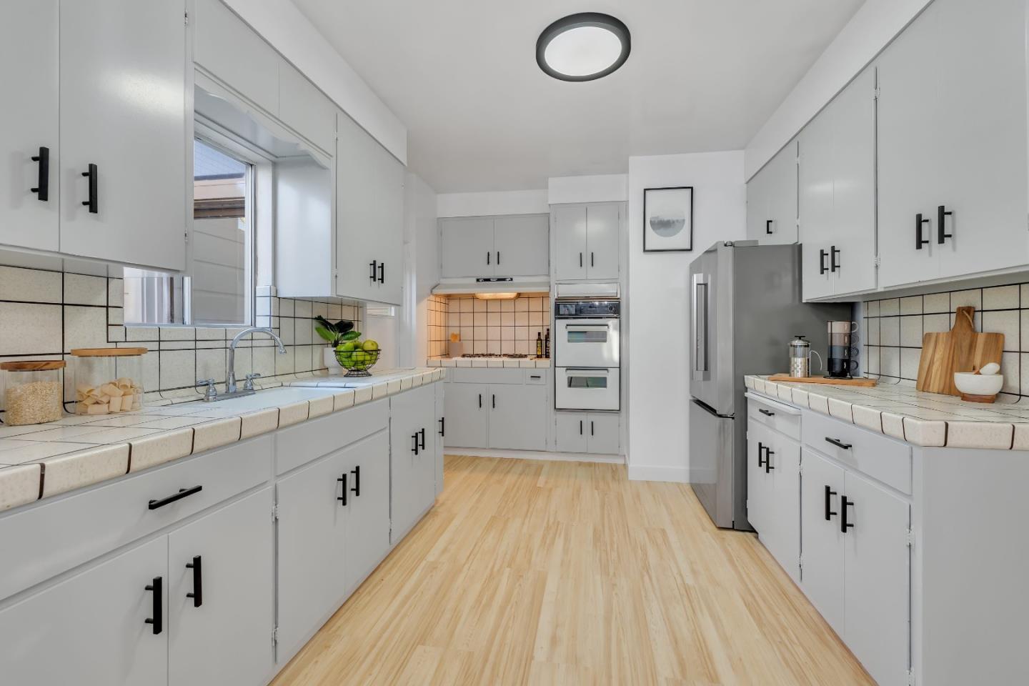 Detail Gallery Image 15 of 46 For 727 33rd Ave, San Francisco,  CA 94121 - 3 Beds | 1/1 Baths