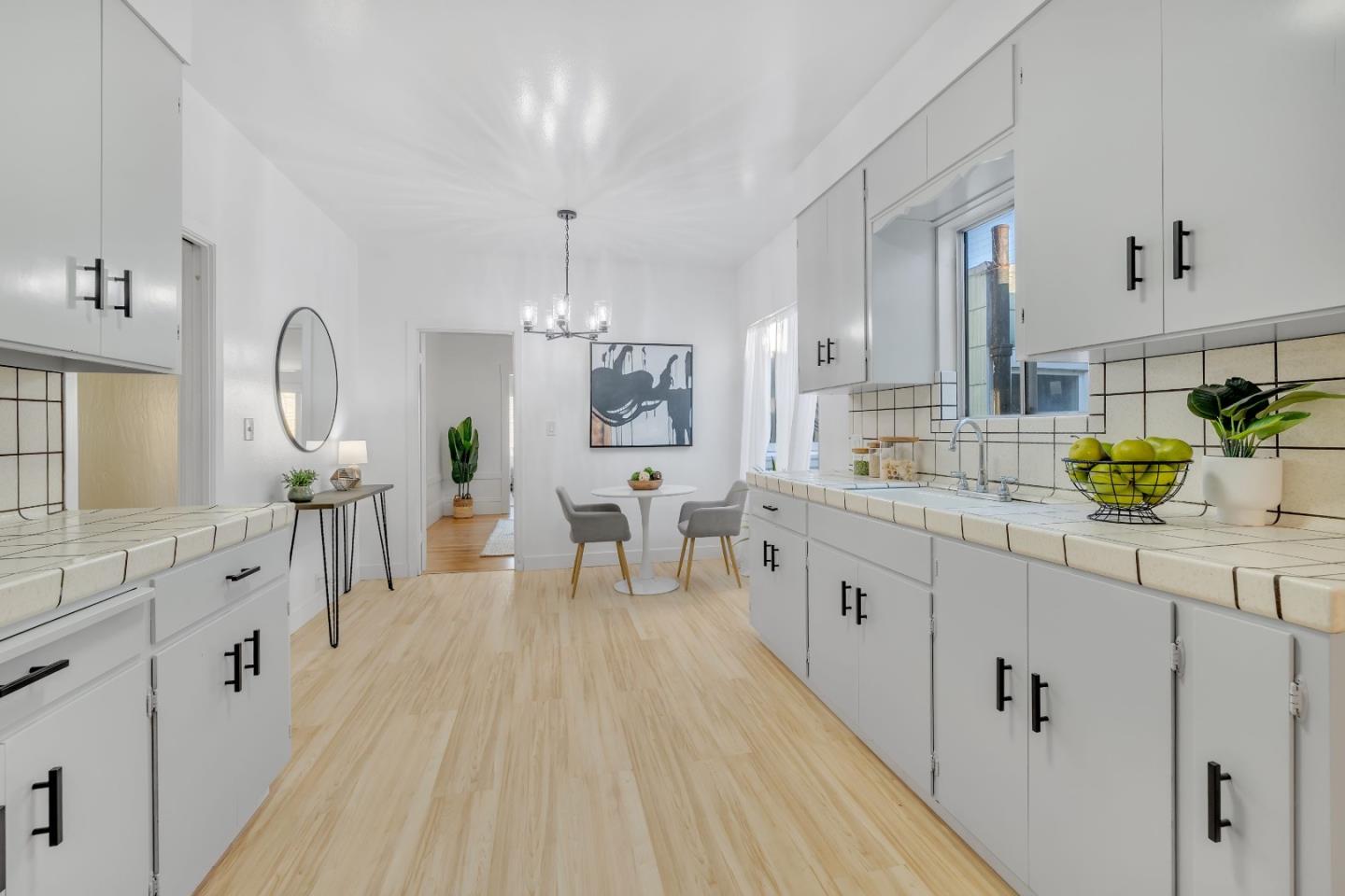 Detail Gallery Image 17 of 46 For 727 33rd Ave, San Francisco,  CA 94121 - 3 Beds | 1/1 Baths