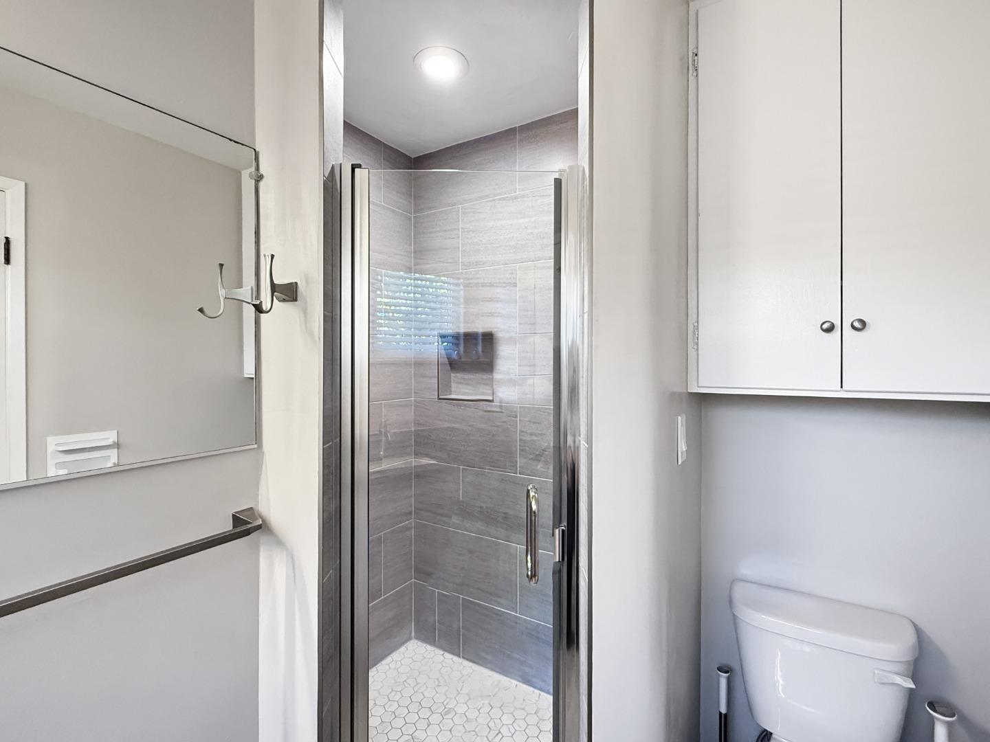 Detail Gallery Image 10 of 10 For 225 Lauella Ct, Mountain View,  CA 94041 - 3 Beds | 2 Baths