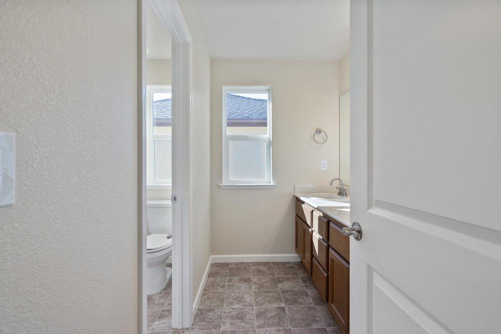 Detail Gallery Image 19 of 24 For 778 Livingston Ave, King City,  CA 93930 - 4 Beds | 3 Baths