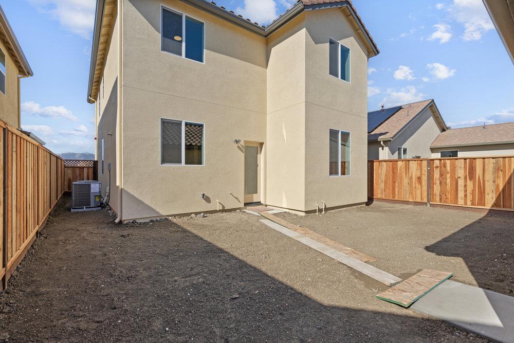 Detail Gallery Image 22 of 24 For 778 Livingston Ave, King City,  CA 93930 - 4 Beds | 3 Baths