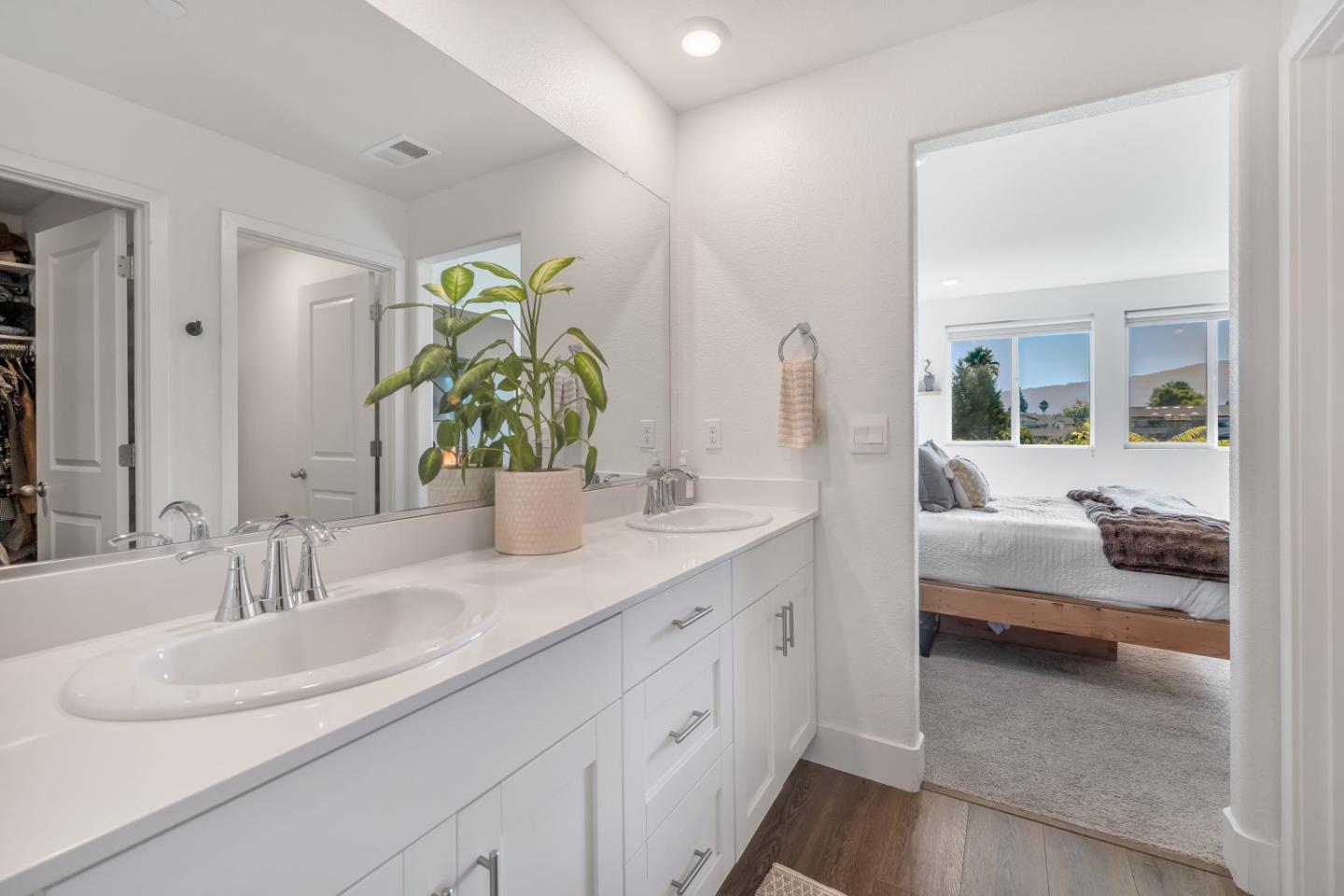 Detail Gallery Image 25 of 38 For 670 Wickham Ct, Gilroy,  CA 95020 - 3 Beds | 2/1 Baths