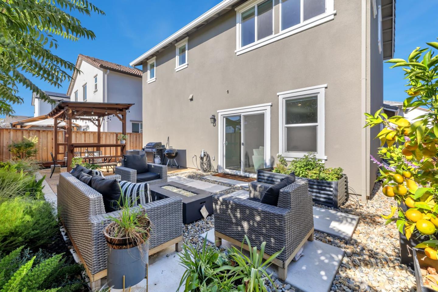 Detail Gallery Image 28 of 38 For 670 Wickham Ct, Gilroy,  CA 95020 - 3 Beds | 2/1 Baths