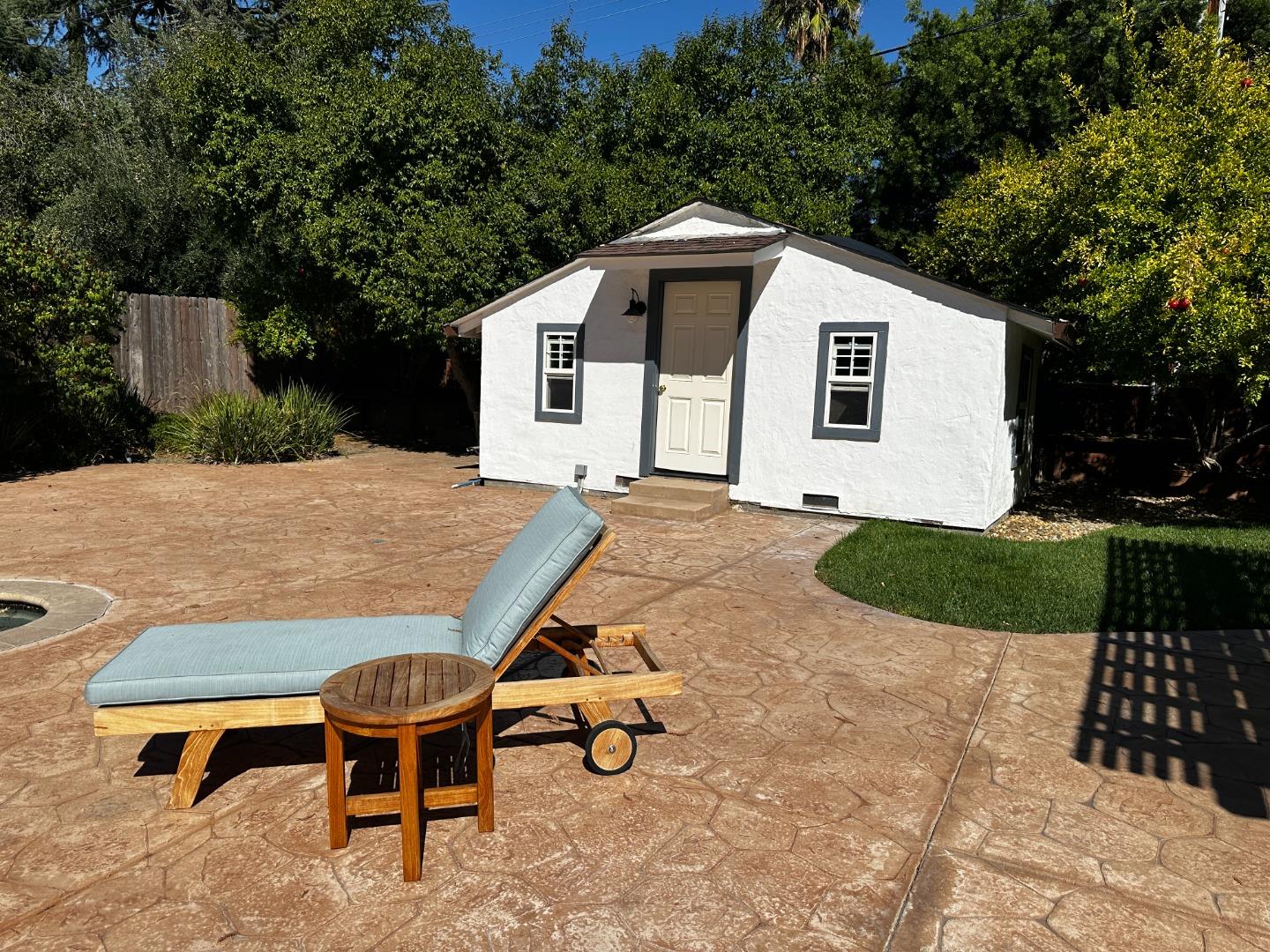 Detail Gallery Image 19 of 28 For 2172 La Salle Dr, Walnut Creek,  CA 94598 - 4 Beds | 2/1 Baths