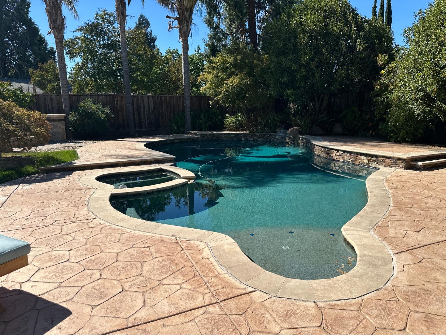 Detail Gallery Image 20 of 28 For 2172 La Salle Dr, Walnut Creek,  CA 94598 - 4 Beds | 2/1 Baths