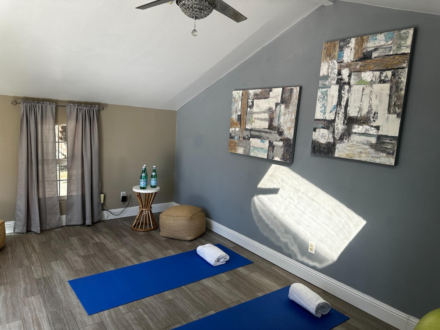 Detail Gallery Image 4 of 28 For 2172 La Salle Dr, Walnut Creek,  CA 94598 - 4 Beds | 2/1 Baths