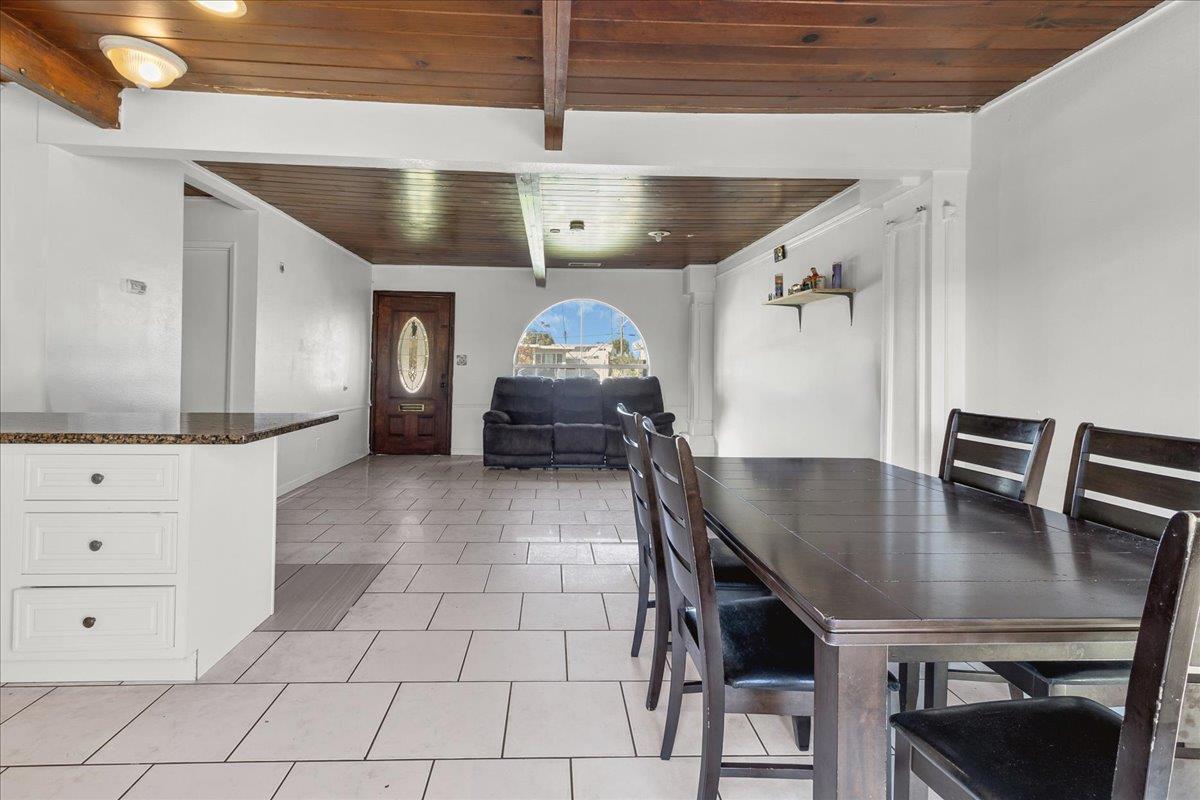 Detail Gallery Image 10 of 36 For 1238 Granada Ave, Salinas,  CA 93906 - 3 Beds | 1 Baths