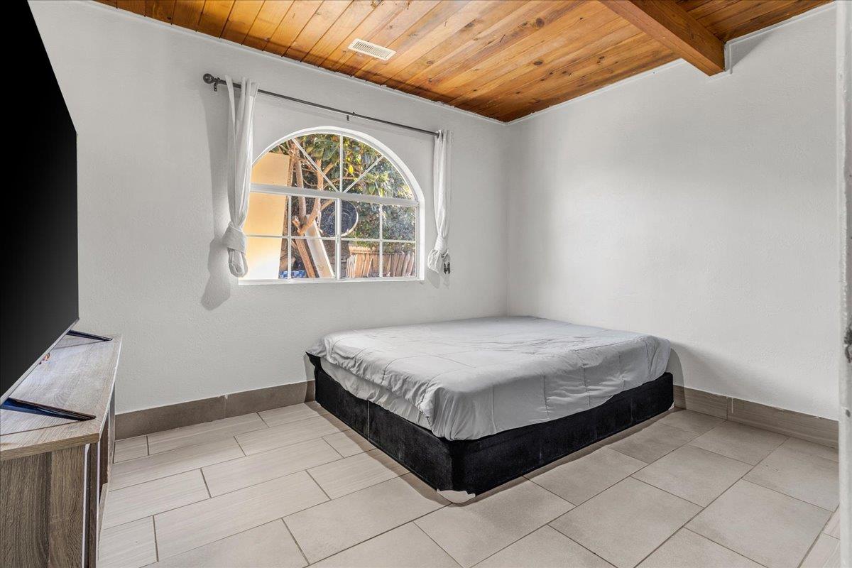 Detail Gallery Image 18 of 36 For 1238 Granada Ave, Salinas,  CA 93906 - 3 Beds | 1 Baths