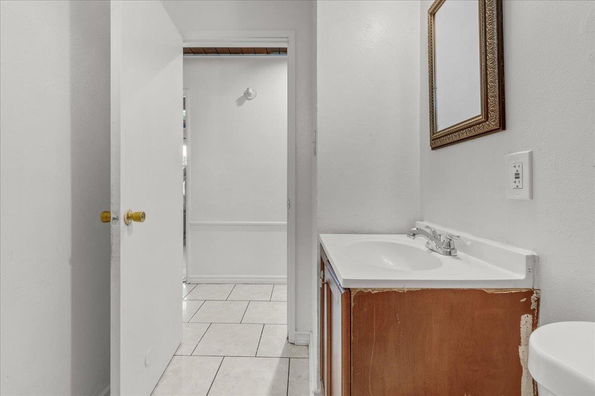 Detail Gallery Image 21 of 36 For 1238 Granada Ave, Salinas,  CA 93906 - 3 Beds | 1 Baths