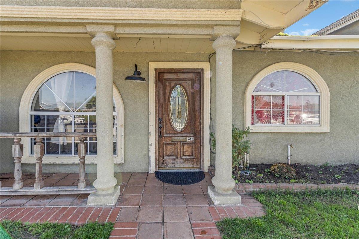 Detail Gallery Image 6 of 36 For 1238 Granada Ave, Salinas,  CA 93906 - 3 Beds | 1 Baths