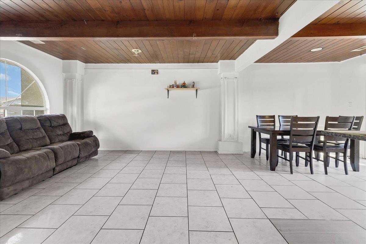 Detail Gallery Image 8 of 36 For 1238 Granada Ave, Salinas,  CA 93906 - 3 Beds | 1 Baths