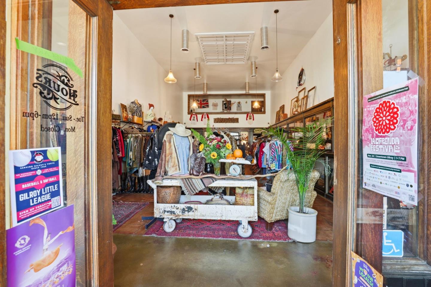 Detail Gallery Image 5 of 64 For 7451 Monterey St, Gilroy,  CA 95020 - – Beds | – Baths