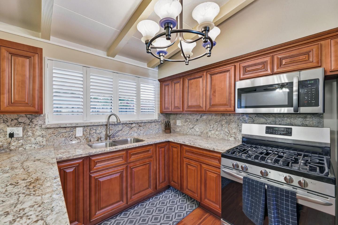 Detail Gallery Image 7 of 19 For 1863 Sarasota Way, San Jose,  CA 95122 - 3 Beds | 2 Baths