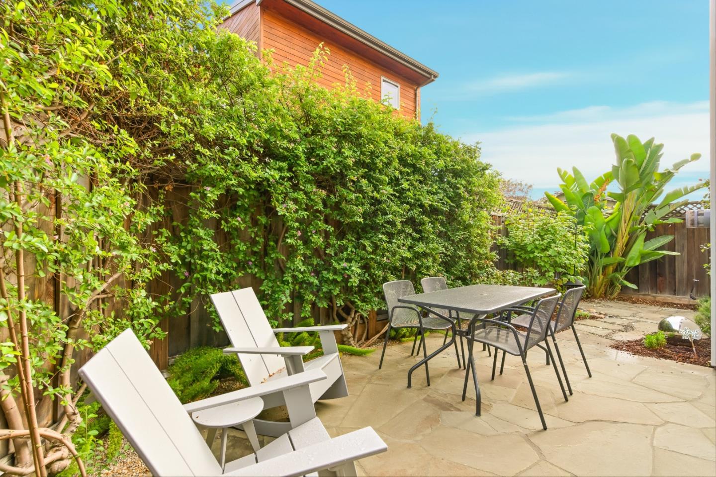 Detail Gallery Image 29 of 41 For 1236 Hoover St, Menlo Park,  CA 94025 - 3 Beds | 3 Baths