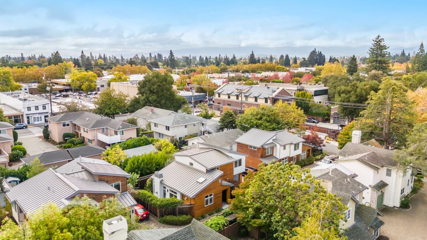 Detail Gallery Image 39 of 41 For 1236 Hoover St, Menlo Park,  CA 94025 - 3 Beds | 3 Baths