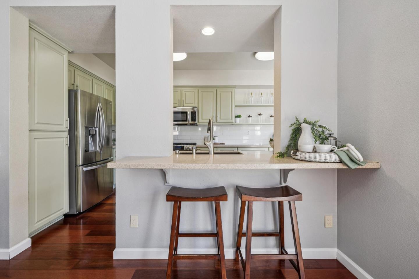 Detail Gallery Image 10 of 41 For 415 Callippe Ct, Brisbane,  CA 94005 - 3 Beds | 2 Baths