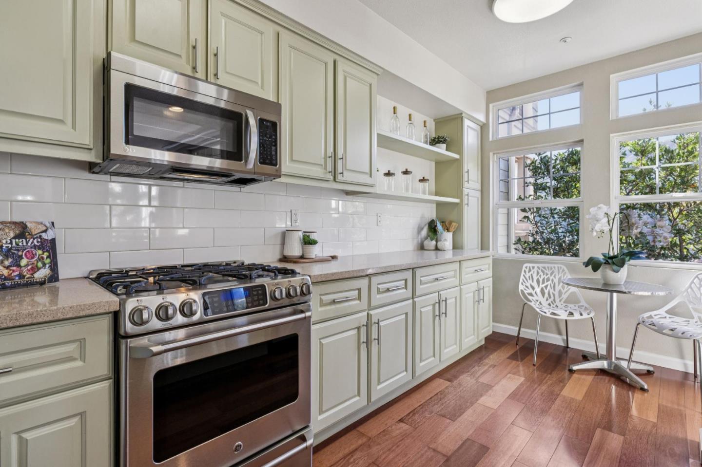 Detail Gallery Image 13 of 41 For 415 Callippe Ct, Brisbane,  CA 94005 - 3 Beds | 2 Baths