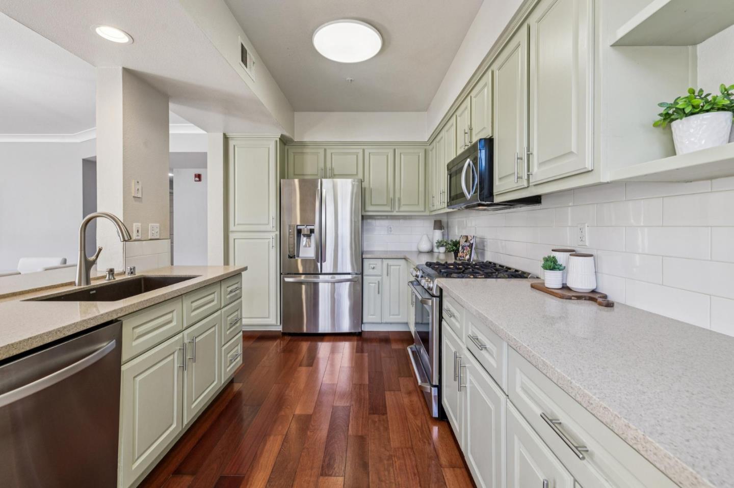 Detail Gallery Image 15 of 41 For 415 Callippe Ct, Brisbane,  CA 94005 - 3 Beds | 2 Baths