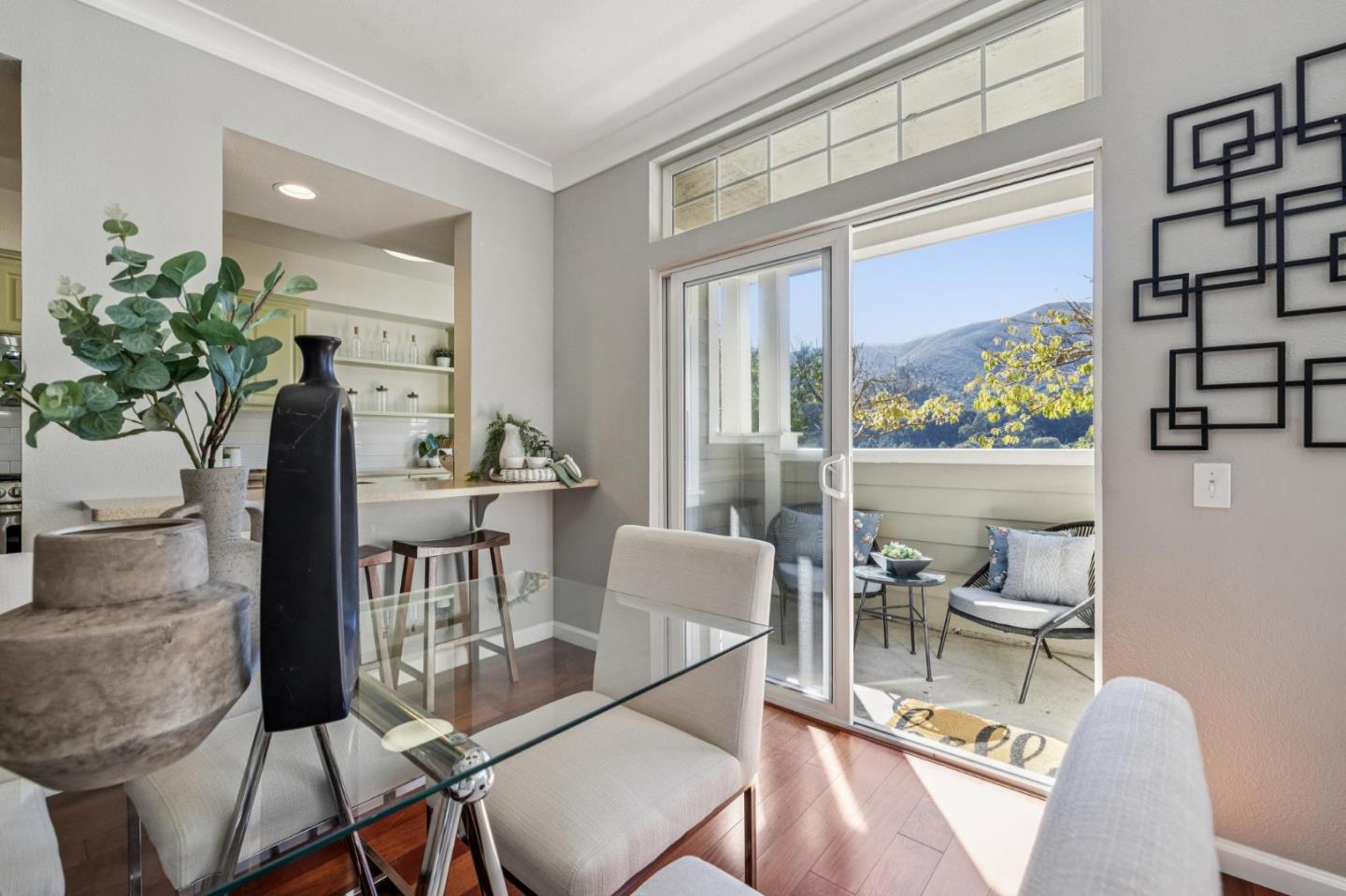 Detail Gallery Image 7 of 41 For 415 Callippe Ct, Brisbane,  CA 94005 - 3 Beds | 2 Baths