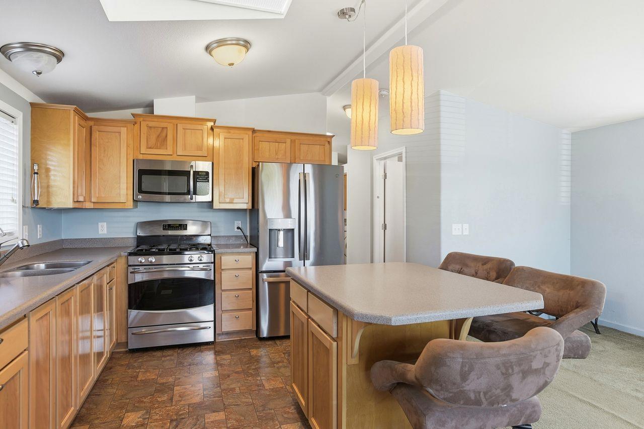 Detail Gallery Image 11 of 37 For 172 Culebra Ln #172,  Moss Beach,  CA 94038 - 2 Beds | 2 Baths