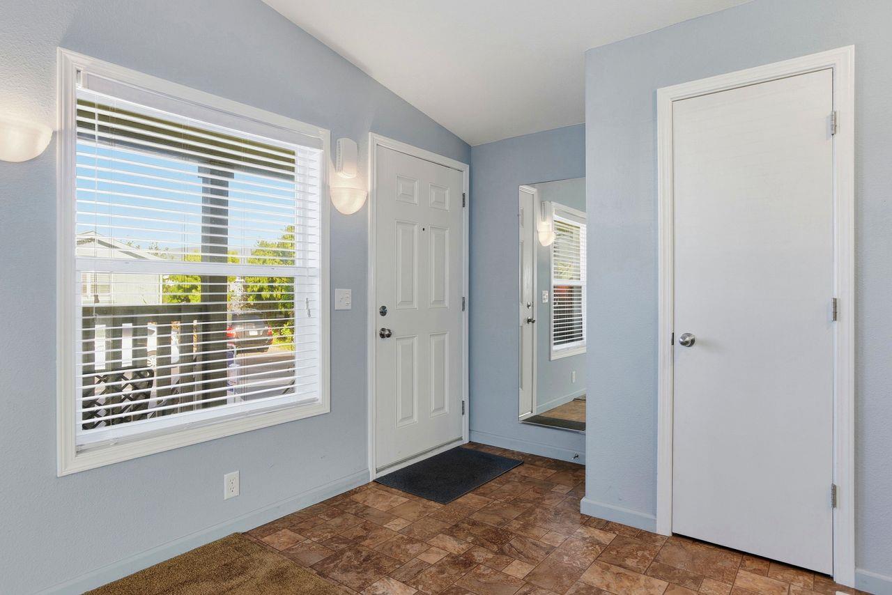 Detail Gallery Image 4 of 37 For 172 Culebra Ln #172,  Moss Beach,  CA 94038 - 2 Beds | 2 Baths