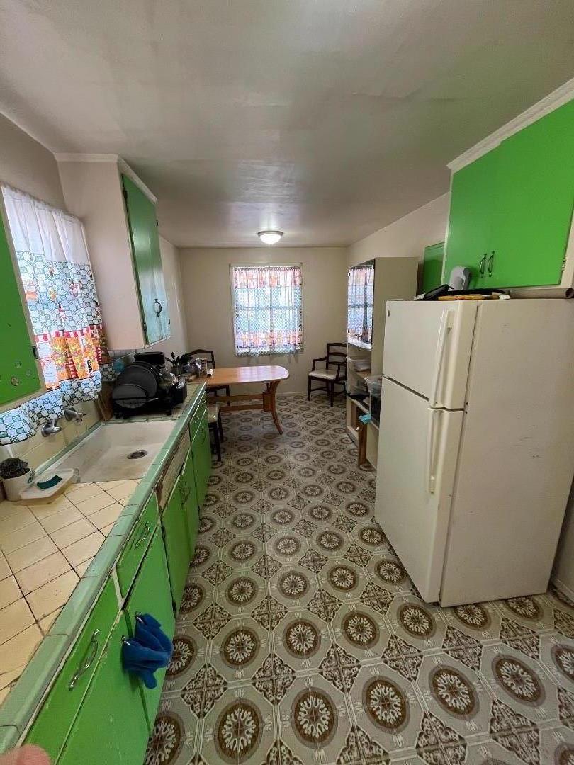 Detail Gallery Image 21 of 26 For 210 7th Ln, South San Francisco,  CA 94080 - – Beds | – Baths